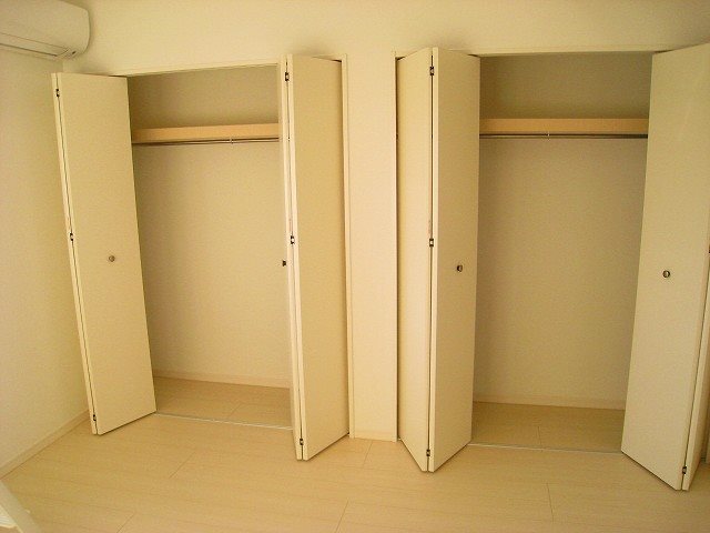 収納　各部屋収納付きです