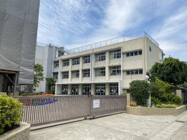 小学校　西宮市立高木小学校（小学校）まで996m