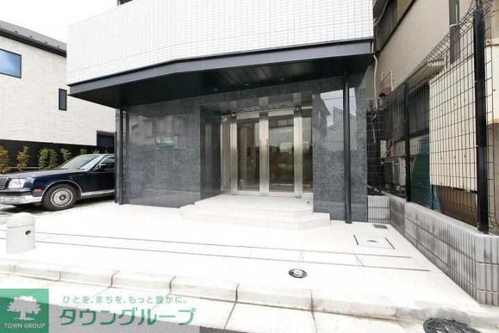 エントランス　駐車場