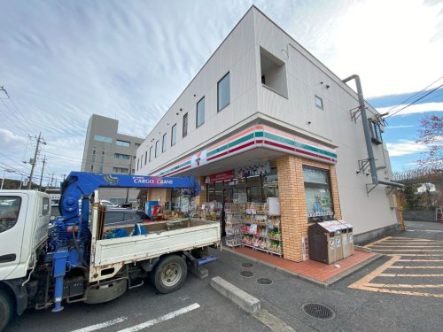 コンビニ　セブンイレブン 松戸小山店（コンビニ）まで336m