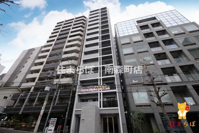 建物外観　「見ないで終わるには、惜しすぎる。」