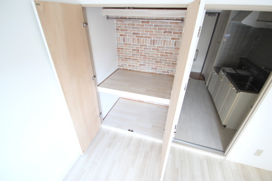 収納　※別号室の写真です