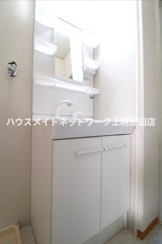 洗面設備　洗髪洗面化粧台