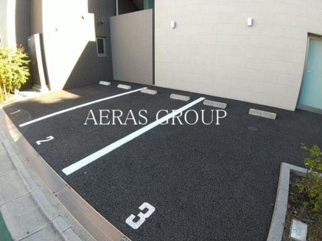 駐車場　駐車場