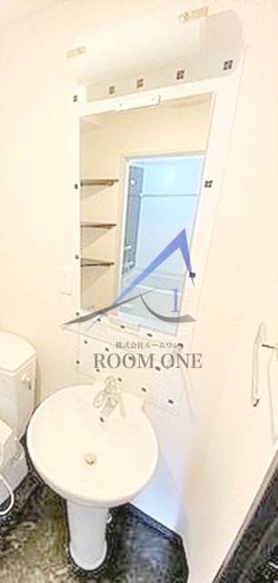洗面設備　洗面台です。
