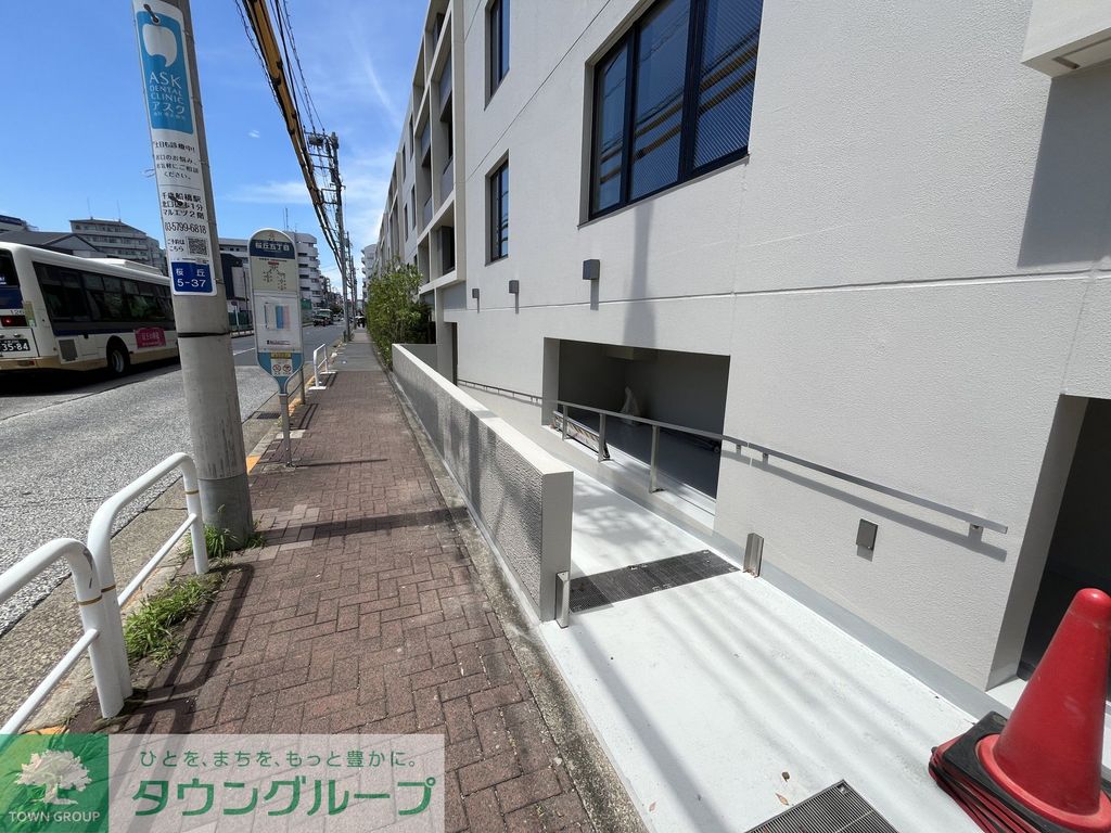 ロビー　バルコニー