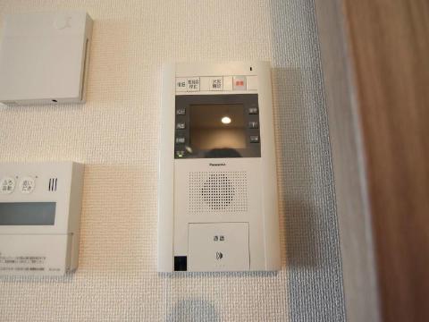 セキュリティ　カメラ付インターホン（イメージ）