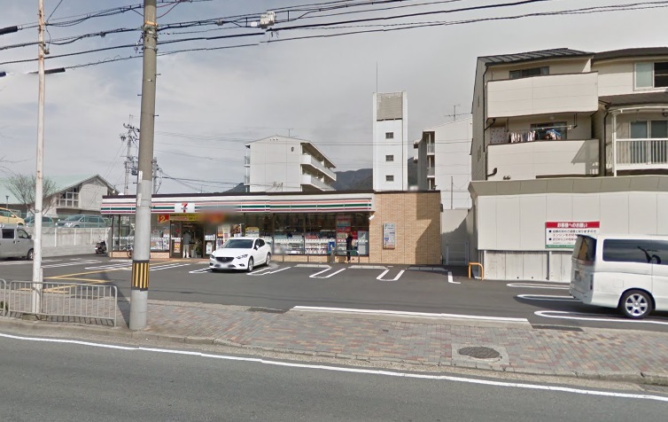 コンビニ　セブンイレブン 山科椥辻東浦町店（コンビニ）まで827m