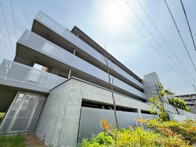 建物外観　詳細は、RISUMO江坂本店までお問合せください♪