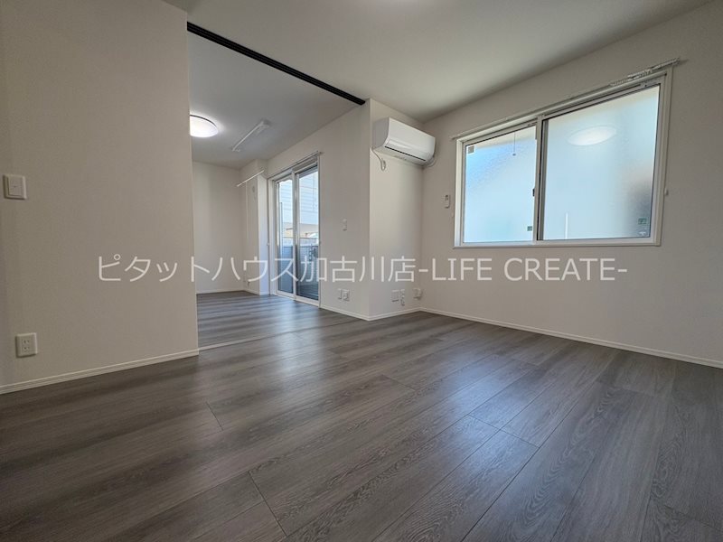 その他　写真は102