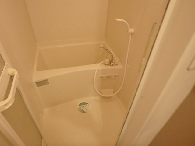 バス・シャワールーム　日々の疲れを癒すお風呂付です