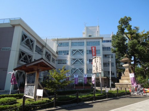大学・短大　鶴見大学（大学・短大）まで422m