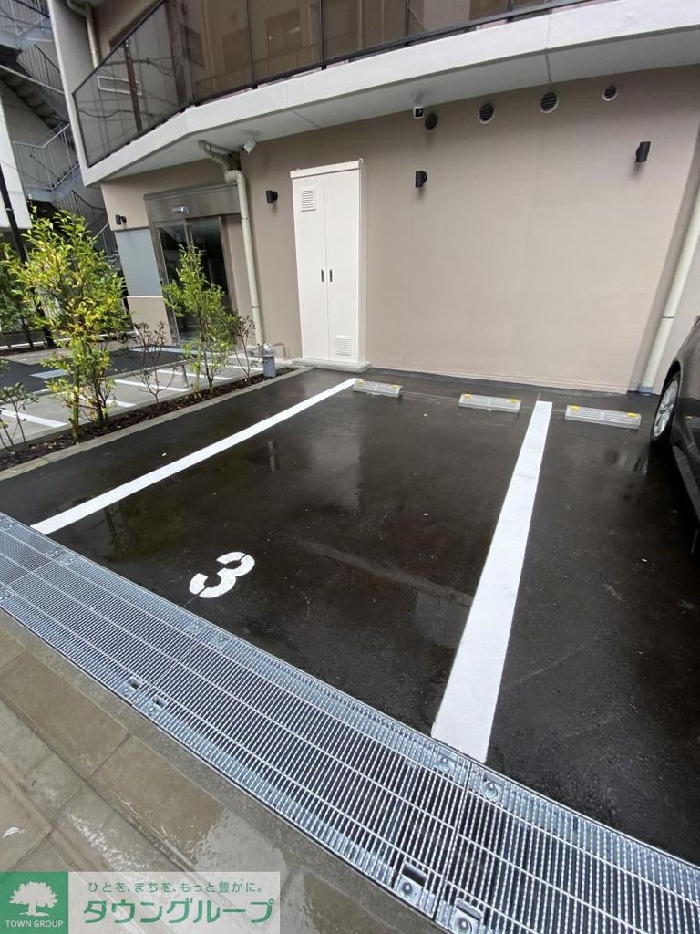 駐車場　バルコニー