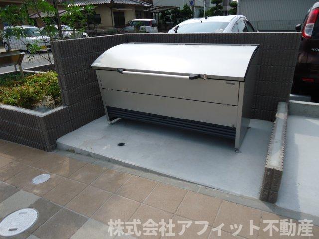 その他　敷地内ゴミ置場