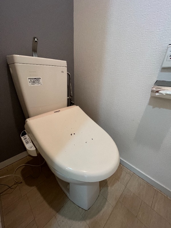 トイレ　別号室