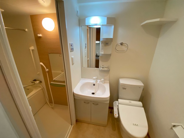 洗面設備　独立洗面化粧台付き☆