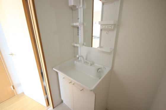 洗面設備　※別部屋の写真です