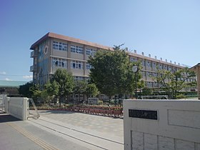 中学校　鹿児島市立谷山中学校（中学校）まで1036m