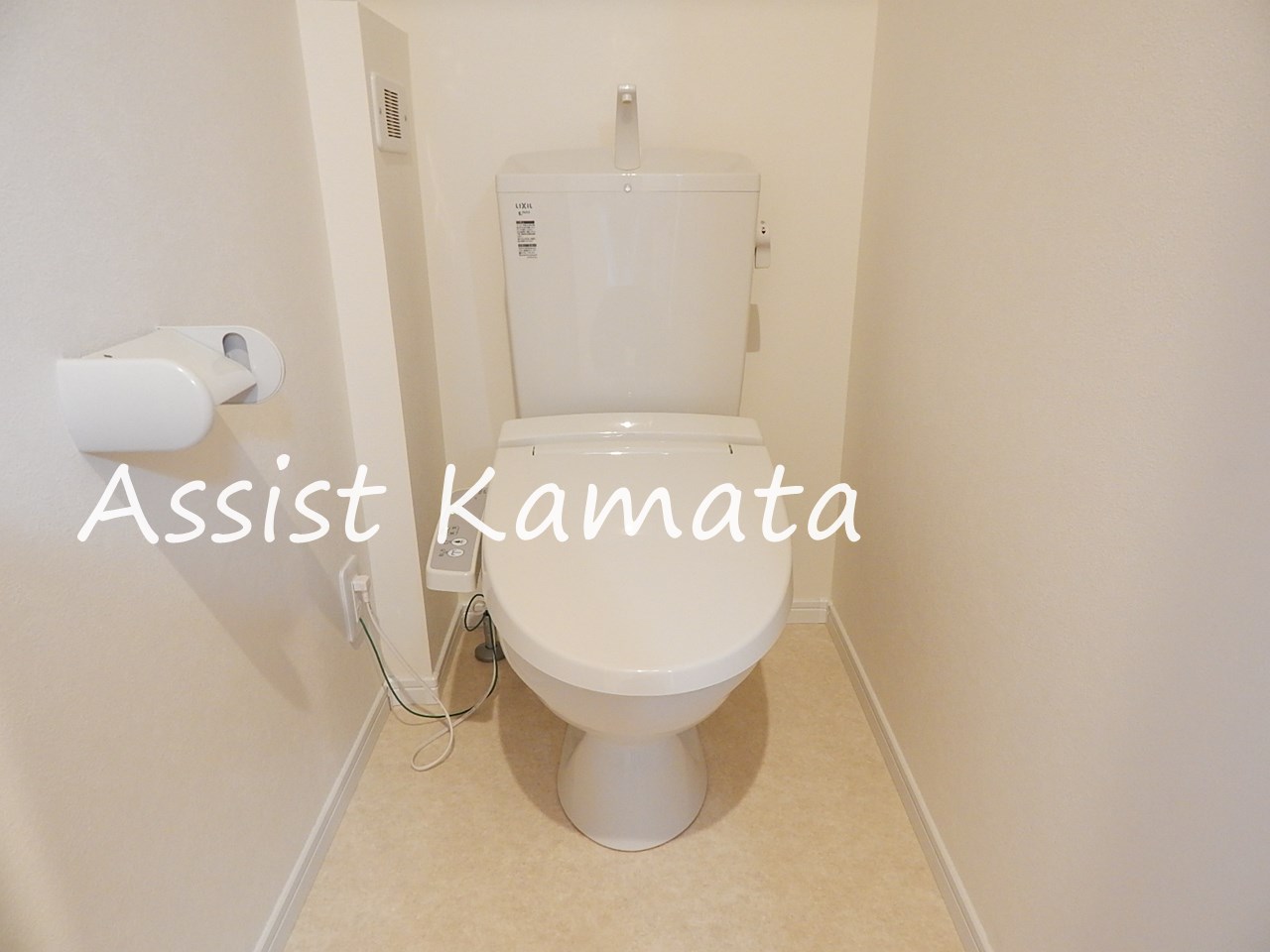 トイレ　写真は同タイプの別号室です