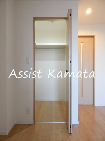 収納　写真は同タイプの別号室です