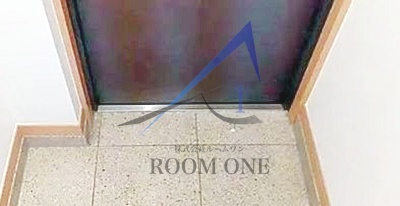 玄関　玄関です。