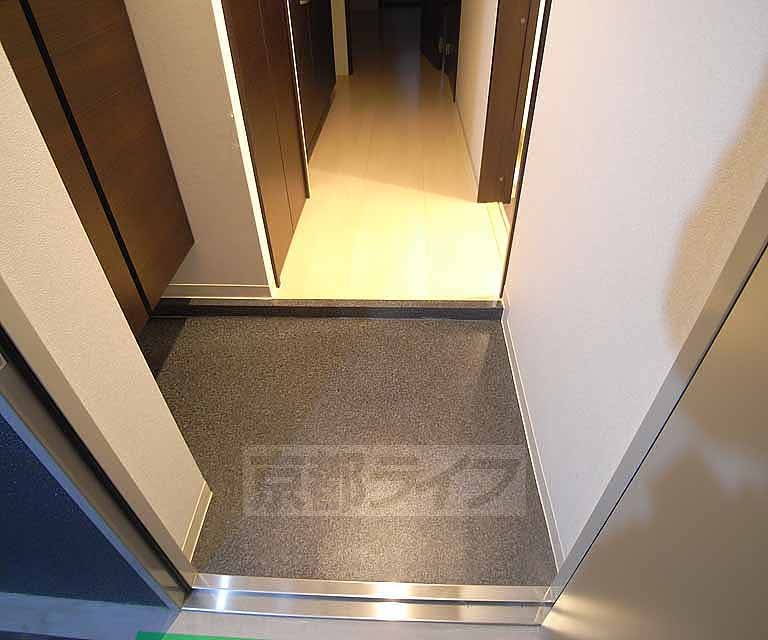 玄関　玄関は広めです。