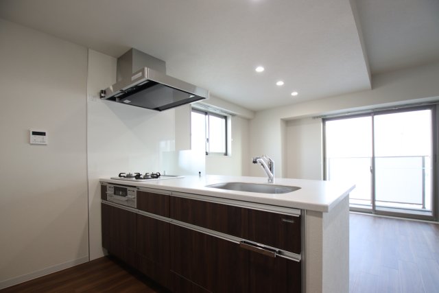 キッチン　※同建物別部屋写真となります※