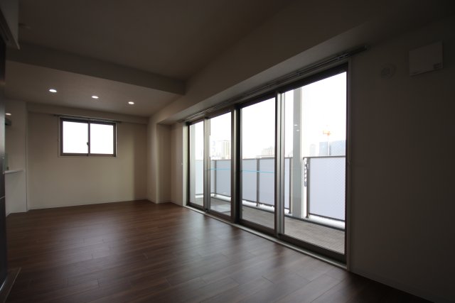 居室・リビング　※同建物別部屋写真となります※