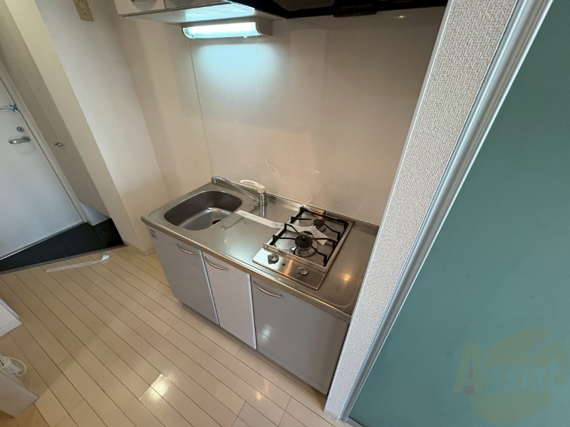 キッチン　キッチンです。一人暮らしなら十分な大きさですね。