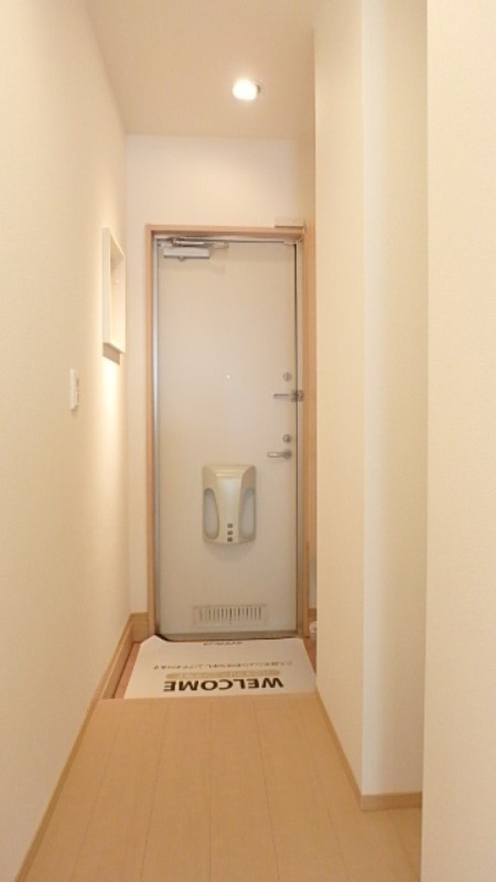 玄関　図面と現状に相違がある場合には現状を優先．．．