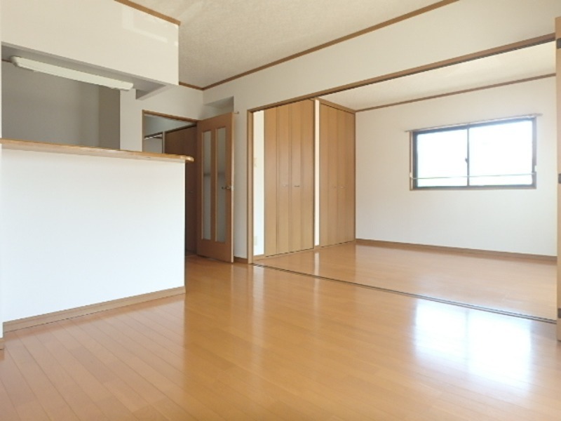 居室・リビング　図面と現状に相違がある場合には現状を優先