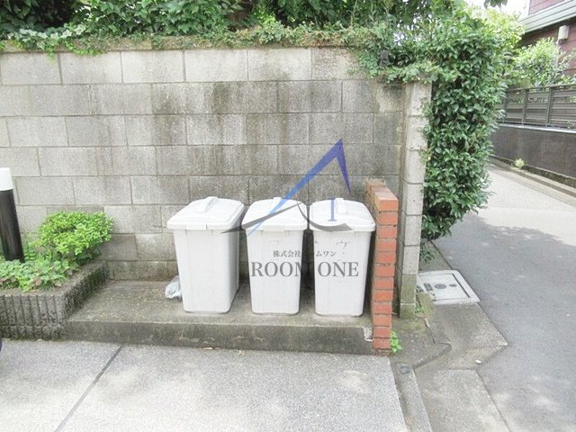 その他共有部分　敷地内ごみ置き場です