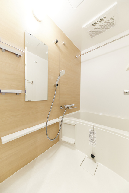 バス・シャワールーム　※写真は同タイプ住戸です。