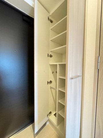 玄関　シンプルで使いやすい玄関です