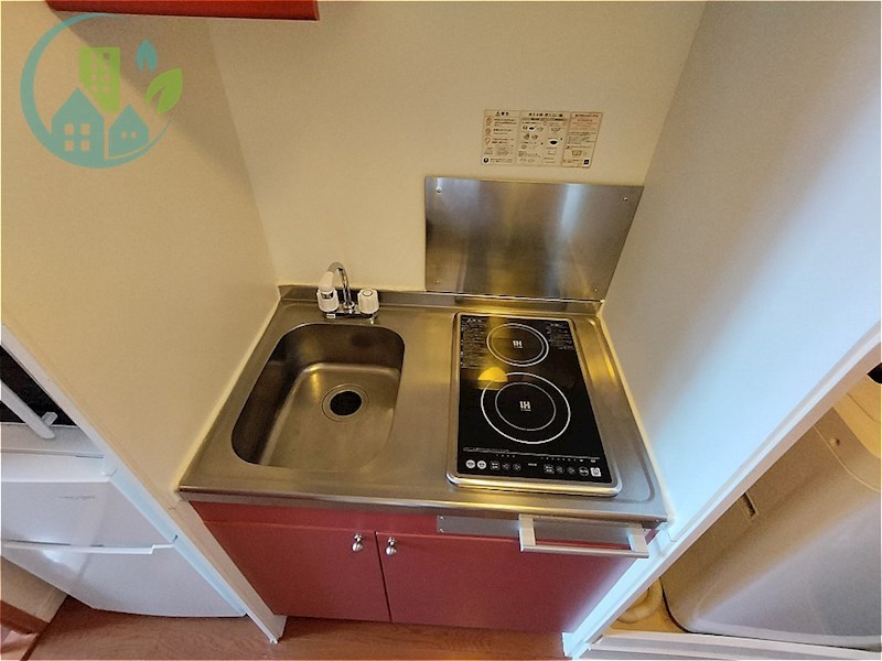 キッチン　レオパレスルコントワールII（家具・家電付、仲介手数料不要）