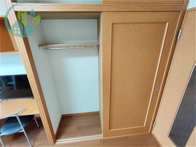 収納　レオパレスルコントワールII（家具・家電付、仲介手数料不要）