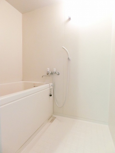 バス・シャワールーム　別部屋参照※現状優先