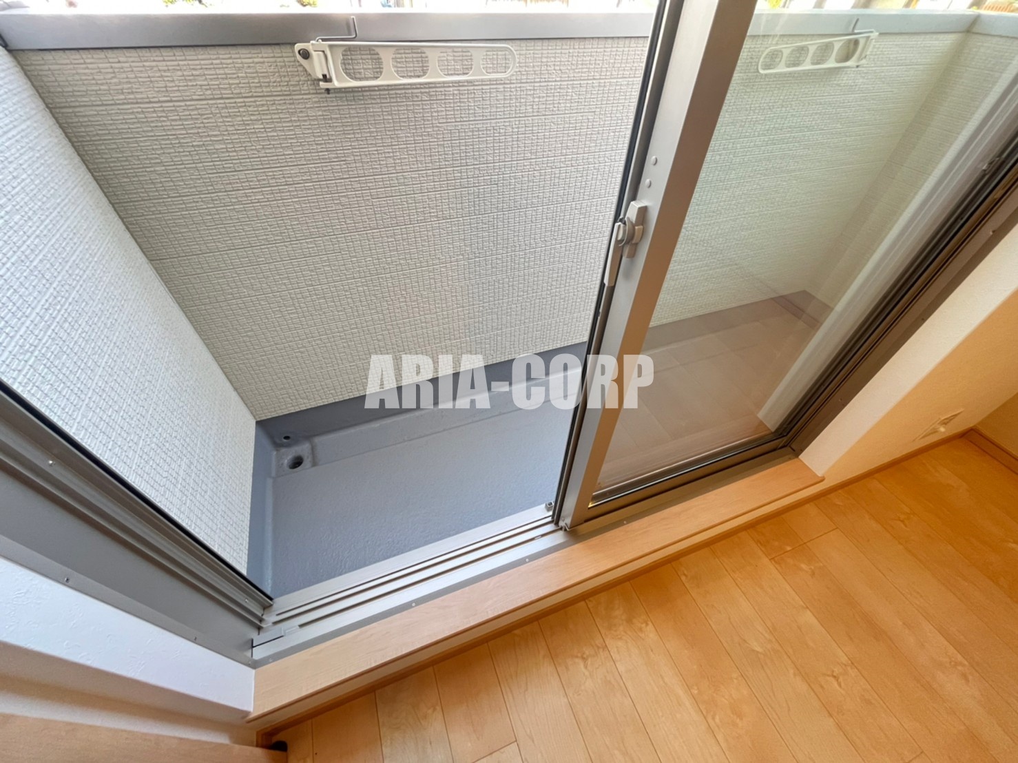 バルコニー　バルコニー、室内物干し、浴室乾燥と3箇所ご利用いただけます♪