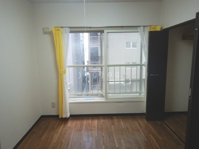 その他部屋・スペース　寝室