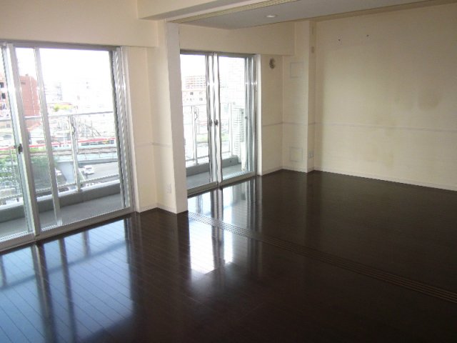 居室・リビング　広々としたリビング♪