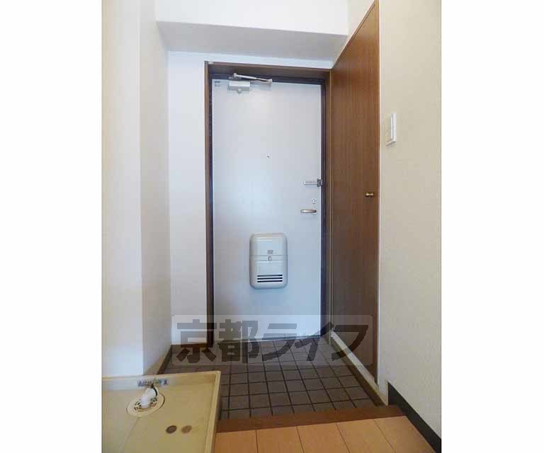 玄関　玄関です。