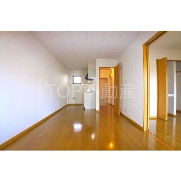 居室・リビング　物件画像