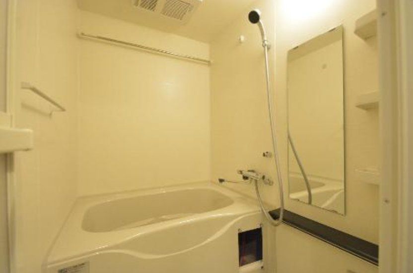 バス・シャワールーム　バス