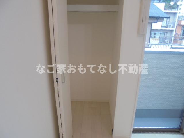 収納　同タイプ写真