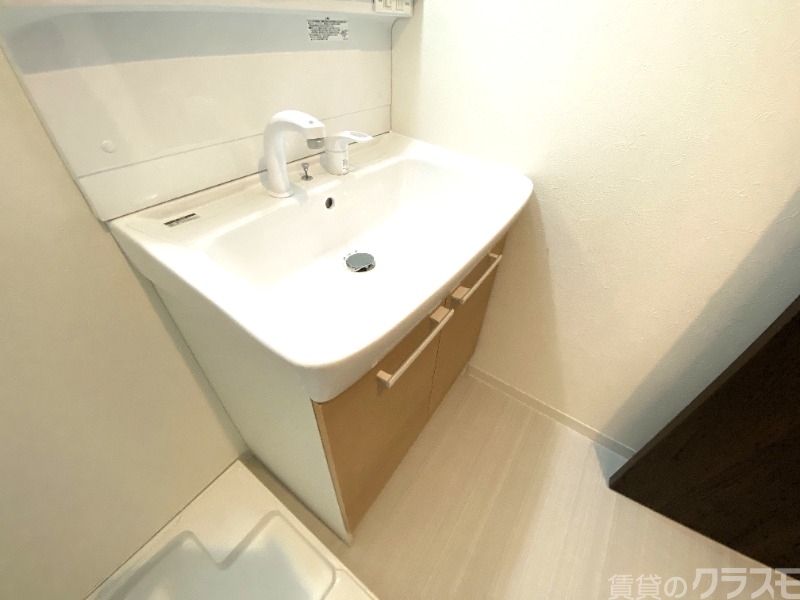 洗面設備　独立洗面台で朝の身だしなみもバッチリ♪