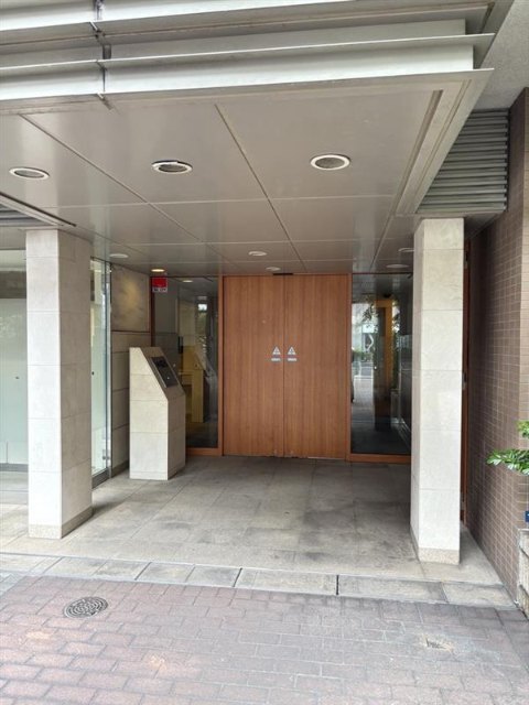 エントランス　オートロック