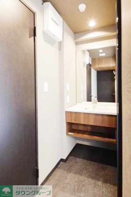 洗面設備　お部屋探しは株式会社　タウンハウジング　までお気軽にお問合…