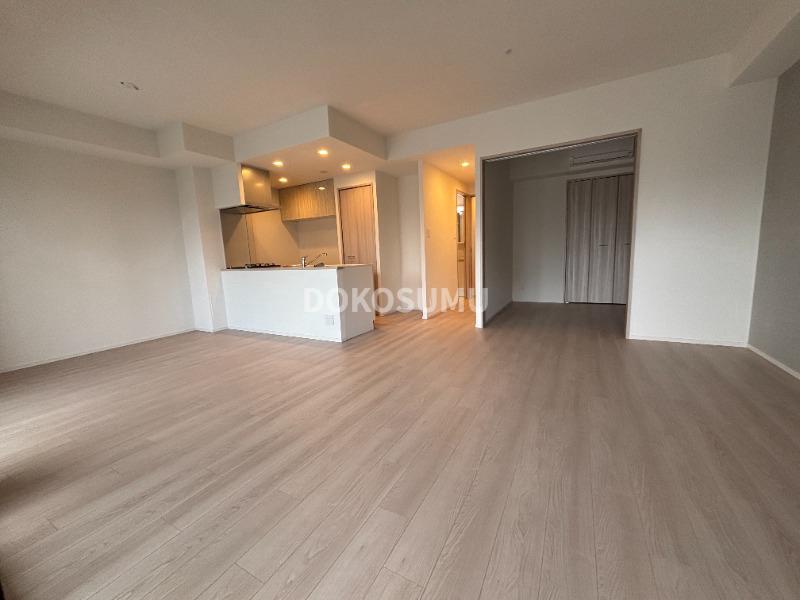 居室・リビング　無駄のない美しさと、暮らしやすさを追求したこだわりの住空間。