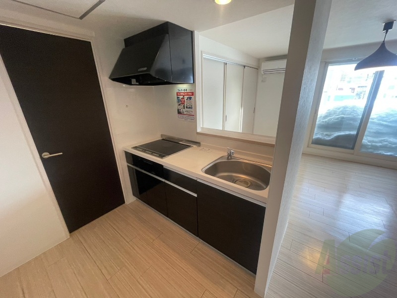 キッチン　キッチンはスペースも広々していて使いやすそうですよ！