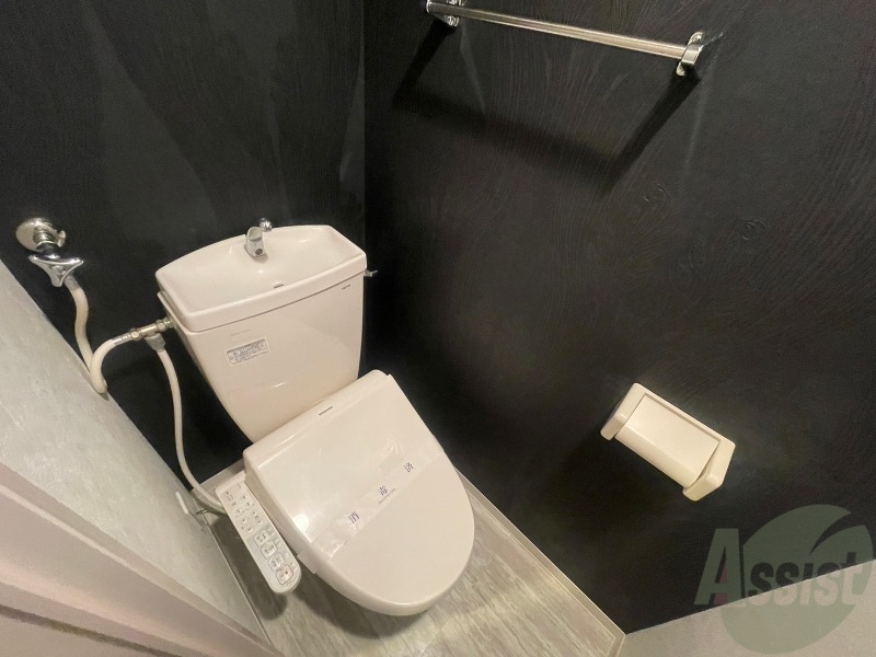 トイレ　トイレです。ウォシュレット付を探している方、おすすめです。